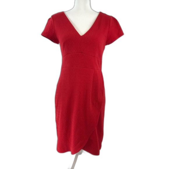Anthropologie Maeve Red Splitshade Tulip Hem Dress Cap Sleeve V-neck Size Medium - Picture 3 of 12